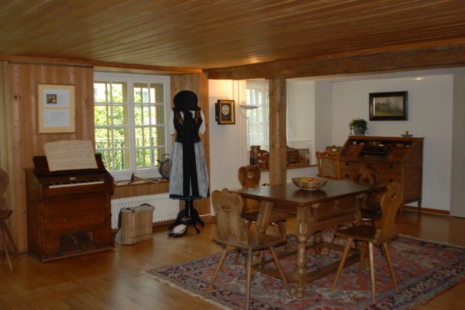 Treichler-Stube für Wechselausstellungen in der Mühle Maur
