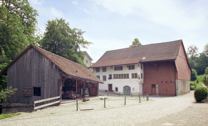 Mühle und Sagi Maur, Burgstrasse 13