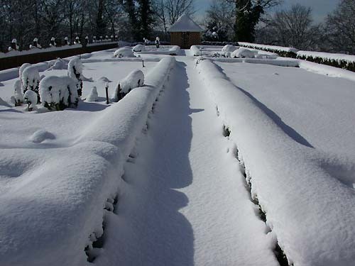 Der barocke Schlossgarten im Winter
