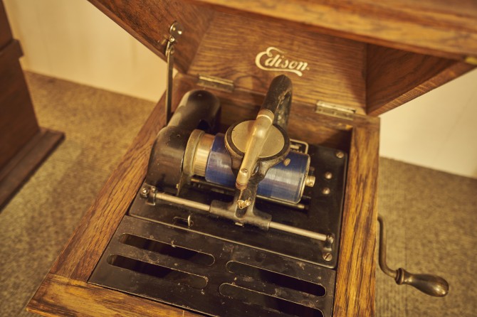 Phonograph Edison