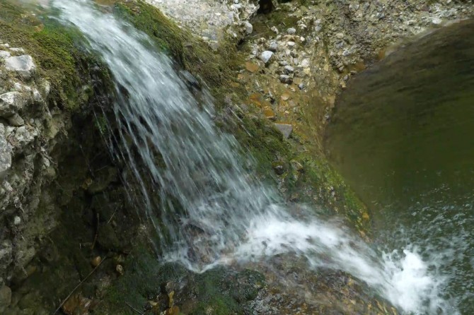 Oberhalb der Wasserfälle vom Fuchslochbach wird das Wasser für die Turbinen gefast.
